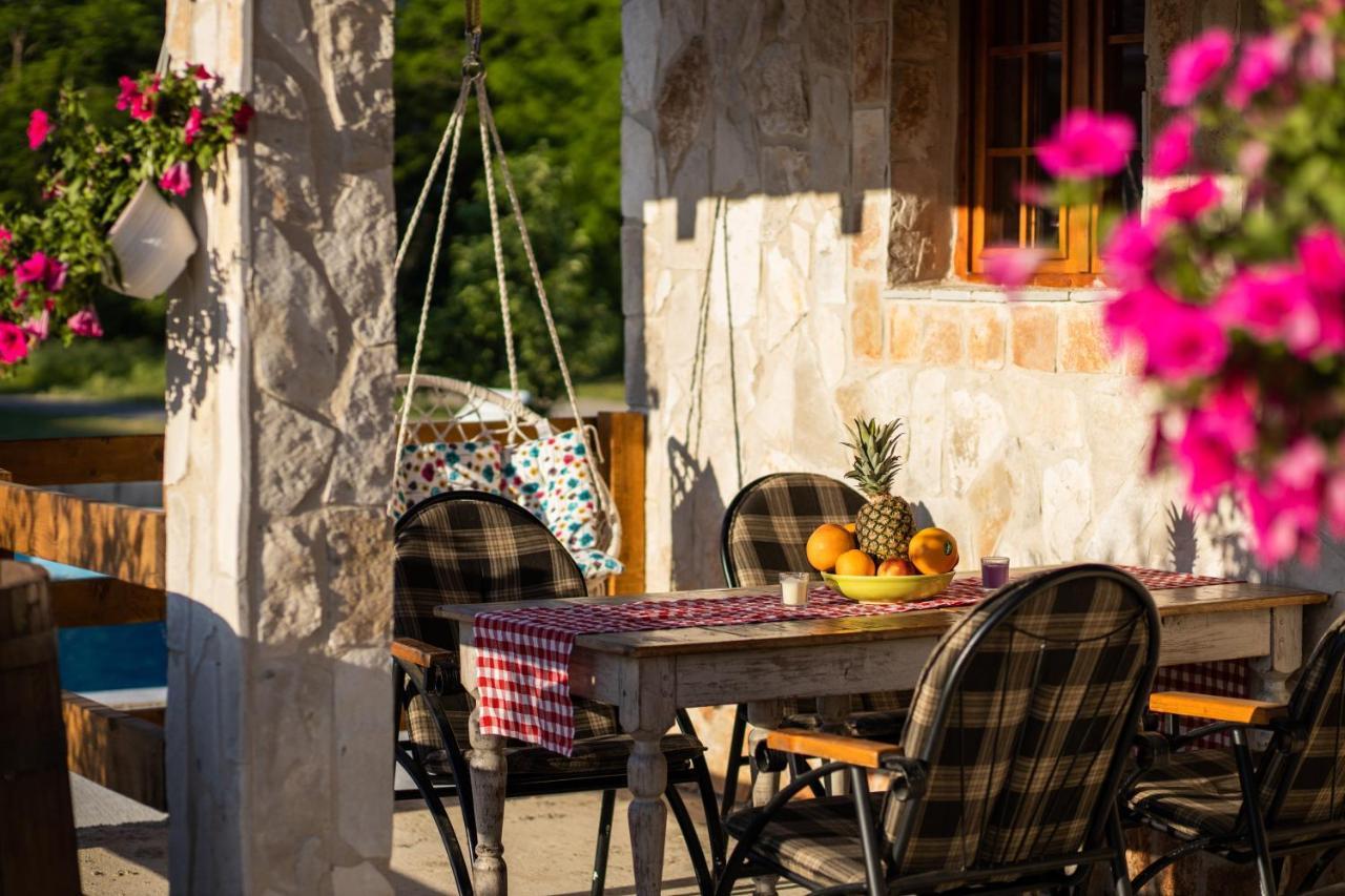 Burzan Bungalovi Podgorica Exterior foto